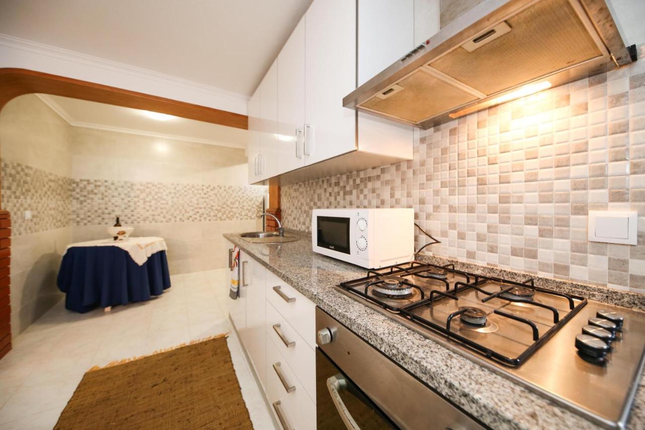 Ferienwohnung Casa Da Tia Laura Nazaré Exterior foto